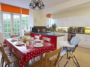 Foto dalla galleria di 4 Ringrone a Salcombe Altre 13 foto