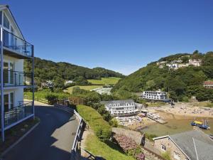 Gallery image of 4 Bolt Head in Salcombe