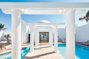 Cap Juluca, A Belmond Hotel, Anguilla内部或周边的泳池