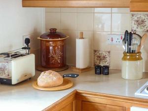 Køkken eller tekøkken på Quakers Cottage + 6 billeder