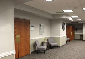 Posezení v ubytování AmericInn by Wyndham Mankato Event Center near MSU