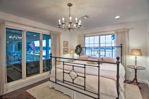 Gallery image of South Grand Lakefront Oasis with Deck and Dock! in Eucha