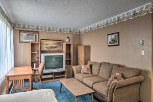 Gallery image of HighPlaines Haven - Great Hunting and Fishing! in Long Lake