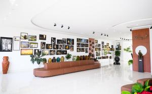 Posezení v ubytování Nhat Quang Hotel