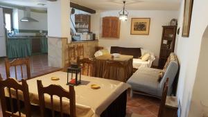 A seating area at cortijo la laguna