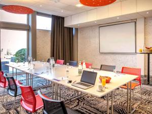 Konferenční prostory v ubytování Ibis Cavaillon Portes du Luberon + 37 fotografií