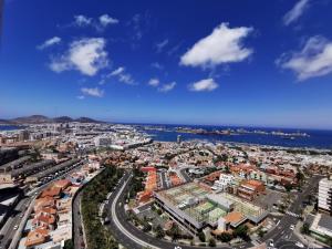 Imagen de la galería de Flatguest Ansite + Deluxe + Panoramic Views + Fast WiFi, en Las Palmas de Gran Canaria