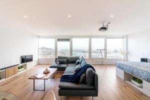 Posedenie v ubytovaní Flatguest Ansite + Deluxe + Panoramic Views + Fast WiFi
