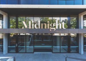 堪培拉Midnight Luxe 1BR 1Bath Apartment 104 in the heart of Braddon Pool Sauna Secure Parking Wine WiFi的相册照片