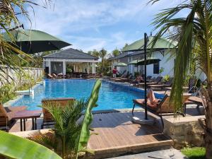 Coco Village Resort, photo 3 of 5