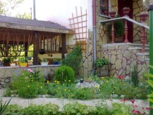 Zahrada ubytování Veselata Guest House
