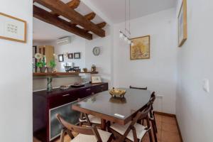 Η κουζίνα ή μικρή κουζίνα στο CONIL CENTRO PLAYA