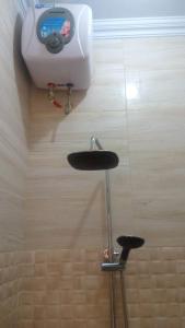 Koupelna v ubytování Homestay / Guest House Dekat Malioboro + 9 fotografií
