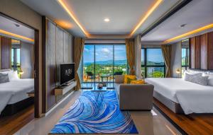 Gallery image of Mida Grande Resort Phuket Official Account in Surin Beach