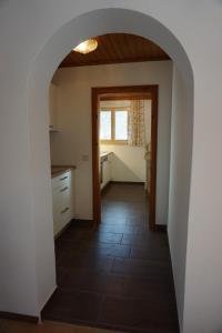 Postel nebo postele na pokoji v ubytování Ferienwohnung im Haus Maria + 1 fotografie