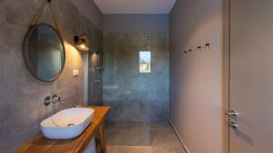 Koupelna v ubytování Villa & Jardin - Luxury Villa with swimming pool
