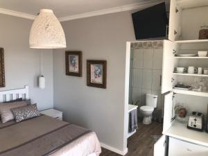 Gallery image of Whalecome Guest Suite in Sunny Seas