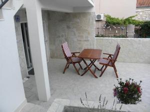 Balkón nebo terasa v ubytování Apartmani Adam