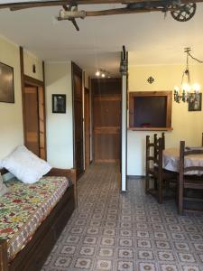 Posteľ alebo postele v izbe v ubytovaní Maison des Alpes mansarda