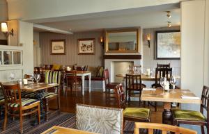 A seating area at Red Lion Hotel by Greene King Inns