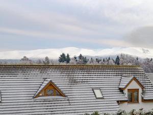 Gallery image of The Dookit - Aviemore Town House in Aviemore +25 photos