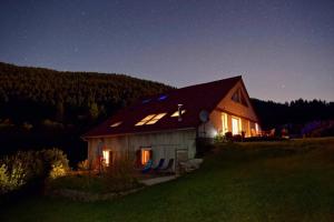 Fotografie z fotogalerie ubytování gîte de la cheneau v destinaci Rochesson