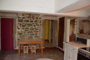 Fotografie z fotogalerie ubytování gîte de la cheneau v destinaci Rochesson