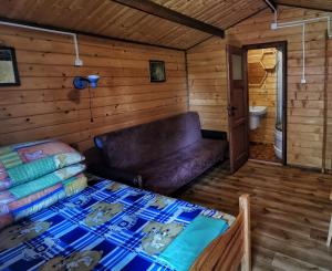 Uma área de estar em Domki Pod Wzgórzem