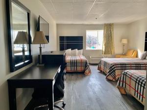 TV a/nebo společenská místnost v ubytování Tappan Zee Hotel