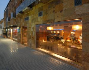 Budynek, w którym mieści się hotel