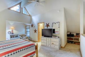 Gallery image of 27 Circle Four Cabin in Sunriver
