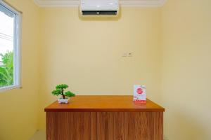 Imagen de la galería de RedDoorz near Sleman City Hall 3, en Yogyakarta