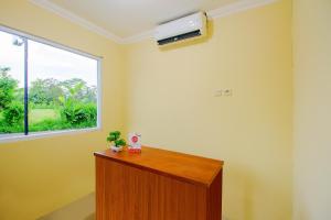 Imagen de la galería de RedDoorz near Sleman City Hall 3, en Yogyakarta