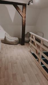 Postel nebo postele na pokoji v ubytování Stabwerk Goslar Altstadt