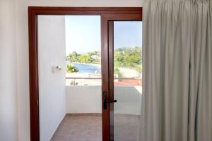 Balkón nebo terasa v ubytování OLIVIERA VILLA