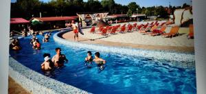 Bazén v ubytovaní Apartmány ELBA alebo v jeho blízkosti