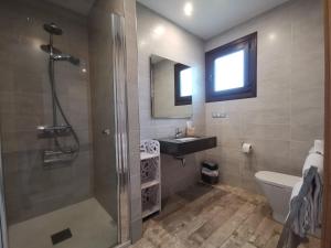 Ванная комната в Caracola de Cabo Home +37 фотографий