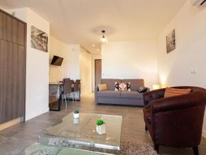 Χώρος καθιστικού στο Studio Château-11 by Interhome