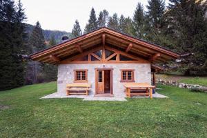 Zahrada ubytování Baita Valon - Alpine Hideaway