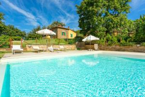 The swimming pool at or close to Villa Casale Federica
