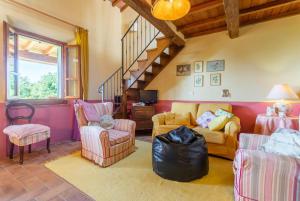 A seating area at Villa Casale Federica