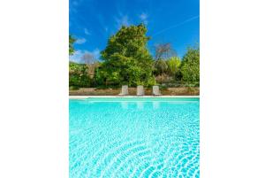 The swimming pool at or close to Villa Casale Federica