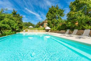 The swimming pool at or close to Villa Casale Federica