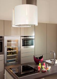 Kuchyňa alebo kuchynka v ubytovaní Luxury Paulay street Apartment