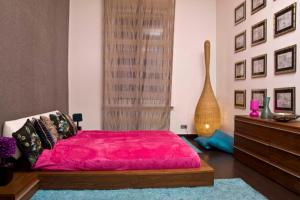 Postel nebo postele na pokoji v ubytování Luxury Paulay street Apartment