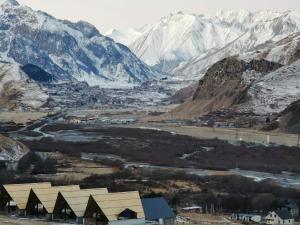 Gallery image of UP in Stepantsminda +37 photos