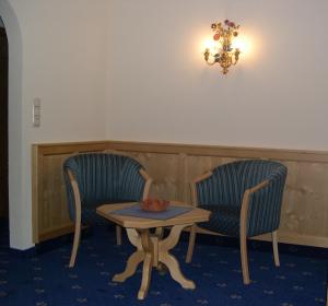 Posedenie v ubytovaní Gästehaus Alpina