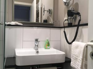Koupelna v ubytování Jugendstilhotel Trifels