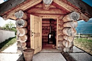 Afbeelding uit fotogalerij van B&B Campan in SantʼAnna dʼAlfaedo