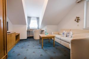Posezení v ubytování Hotel Sonnenheim